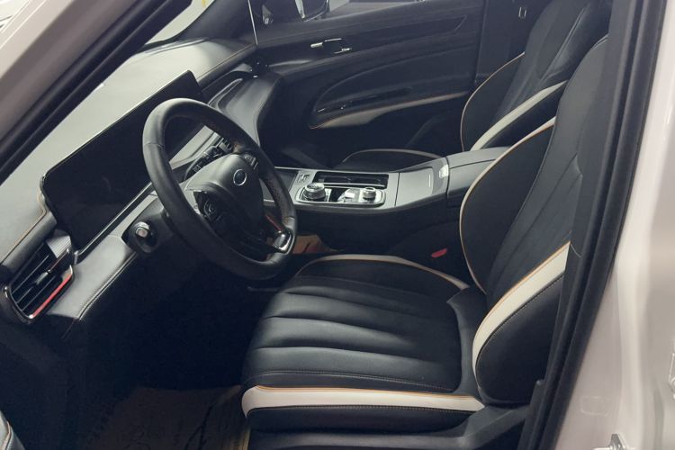 Used Ford Equator 2023 EcoBoost 225 Obsidian Orange Edition Prestige 7-Seater (2/2/3)