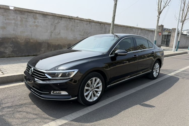 Used Volkswagen Magotan 2019 330TSI DSG Leading Model China VI Standard