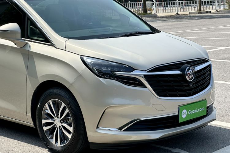 Used Buick GL8 2022 ES Landtrek 653T Comfort Edition