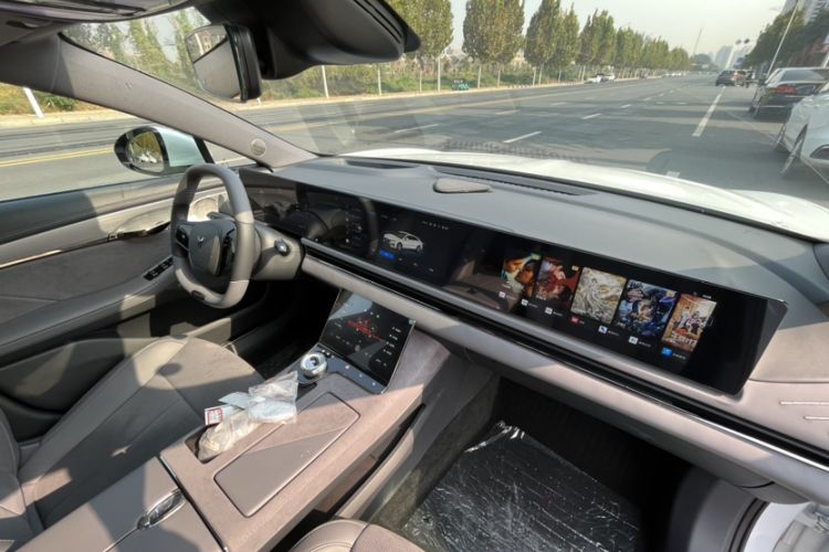 Used VOYAH PASSION 2024 PHEV Four-Wheel Drive Ultra-Long Range Flagship Model