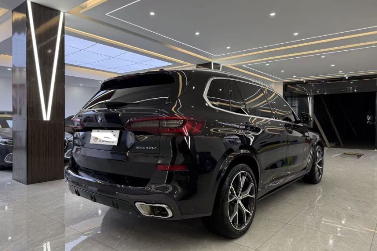 Used BMW X5 2022 xDrive 40Li M Sport Package