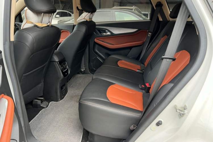 Used Baojun 560 2015 1.8L Manual Elite Edition