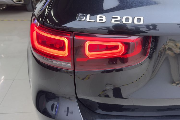 Used Mercedes-Benz GLB 2021 GLB 200 Dynamic Edition Exterior 8