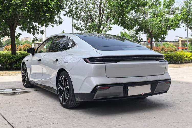 Used Geely Galaxy E8 2025 700 km Long-Range Intelligent Driving Version