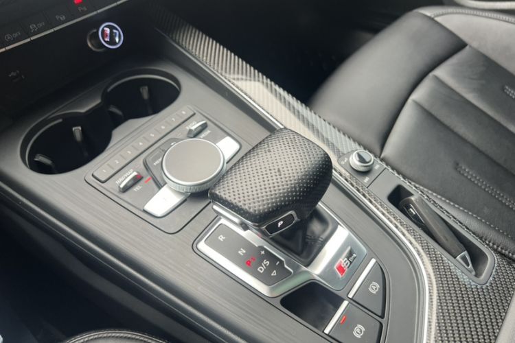 Used Audi A4L 2019 40 TFSI Fashion Edition China VI Emission Standard