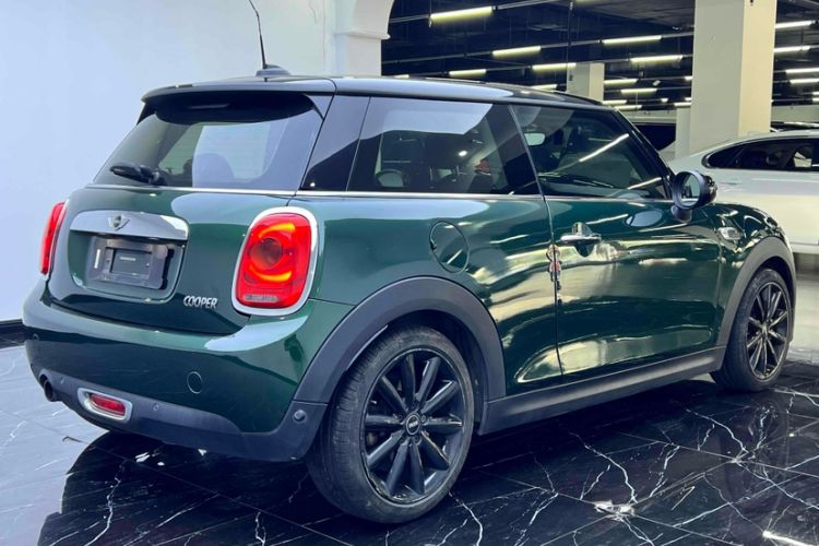 Used MINI MINI 2016 1.5T COOPER Avant-Garde