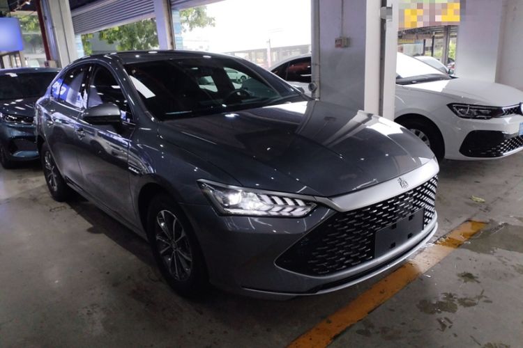 Used BYD Qin PLUS 2024 HONOR Edition DM-i 55KM Leading Model
