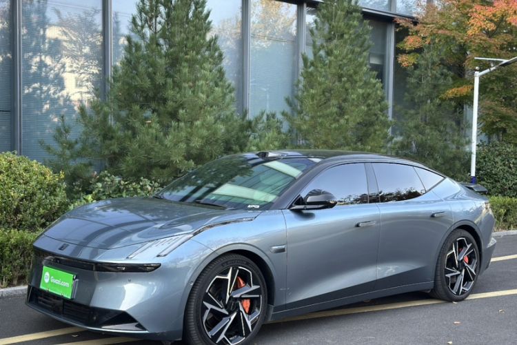 Used Lynk & Co Z10 2025 95 kWh 702 km All-Wheel Drive Intelligent Driving Ultra