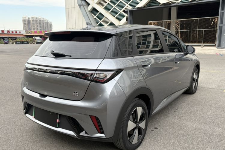 Used BYD Dolphin 2023 420 km Free Version
