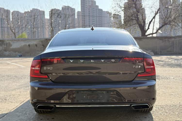 Used Volvo S90 2018 T5 Prestige Edition