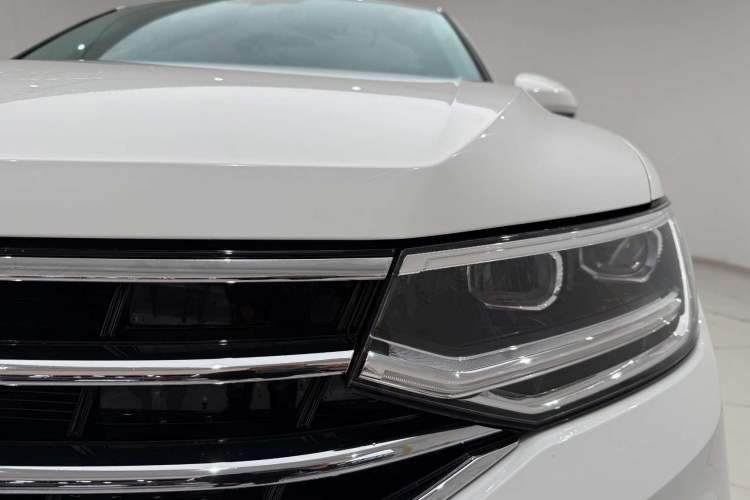 Used Volkswagen Tiguan L 2024 330TSI Automatic Two-Wheel Drive R-Line Enhanced Edition