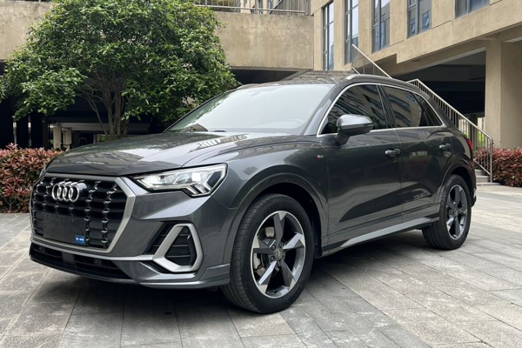 Used Audi Q3 2020 35 TFSI Fashion Dynamic Model