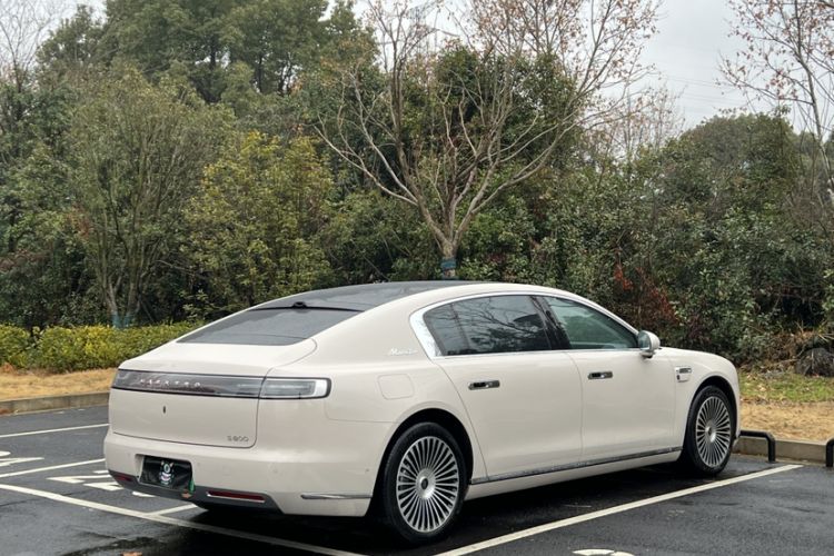 Used Hima S800 2025 Model, Range-Extended Starlight Premium Edition, 5 Seats