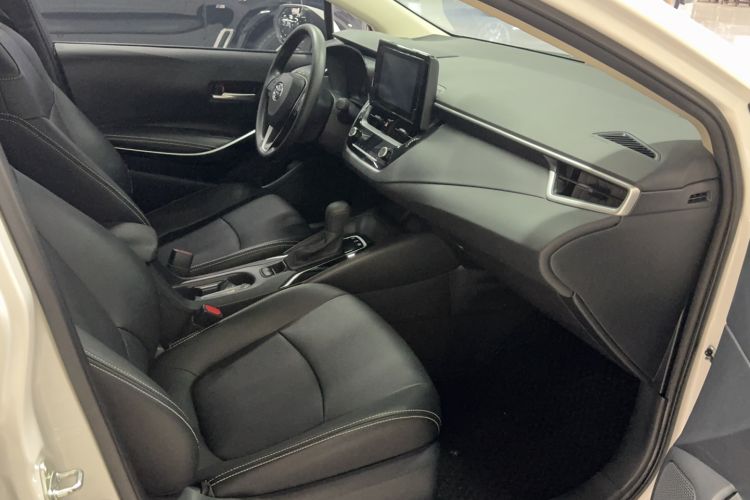 Used Toyota Corolla 2022 Dual-Motor 1.8L E-CVT Pioneer Edition
