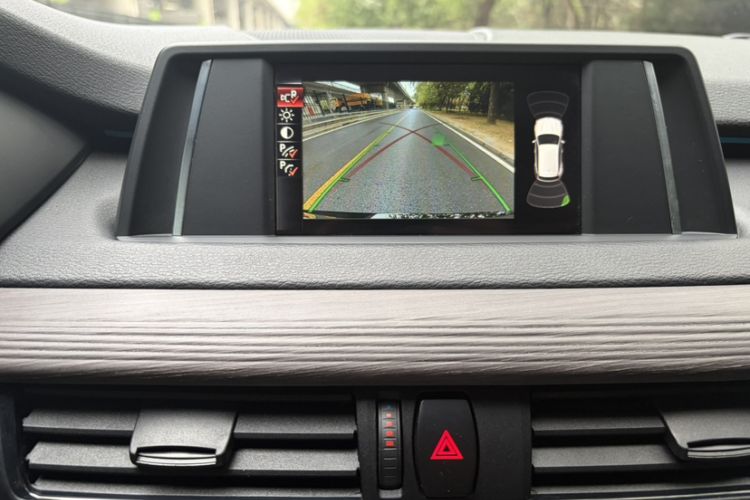 Used BMW X5  Interior 3