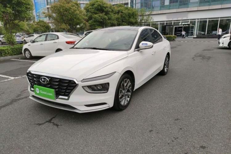 Used Hyundai Mistra 2021 1.8L CVT GLX Elite Edition