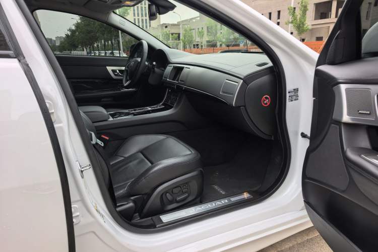 Used Jaguar XF 2014 XF 3.0 SC Sport Club Limited Edition