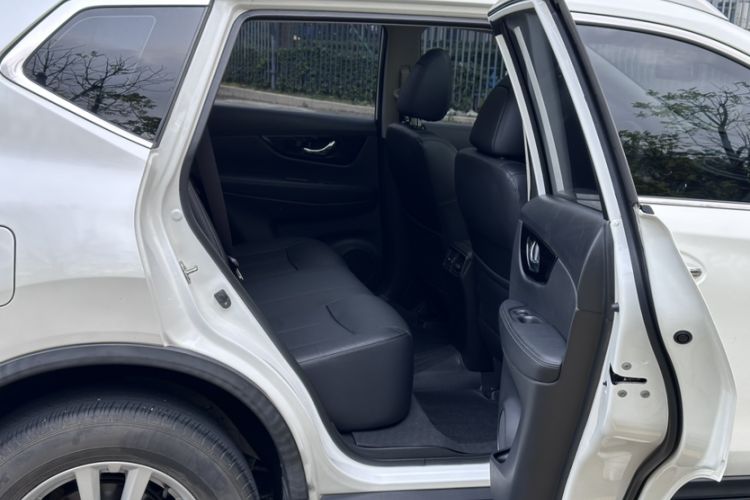 Used Nissan X-Trail 2020 2.0L XL ITS CVT 2WD SmartConnect Comfort Edition Interior 1