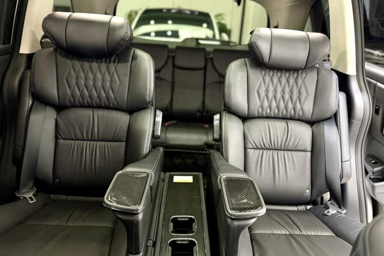 Used Honda Elysion 2022 2.0L eHEV Luxury First Edition