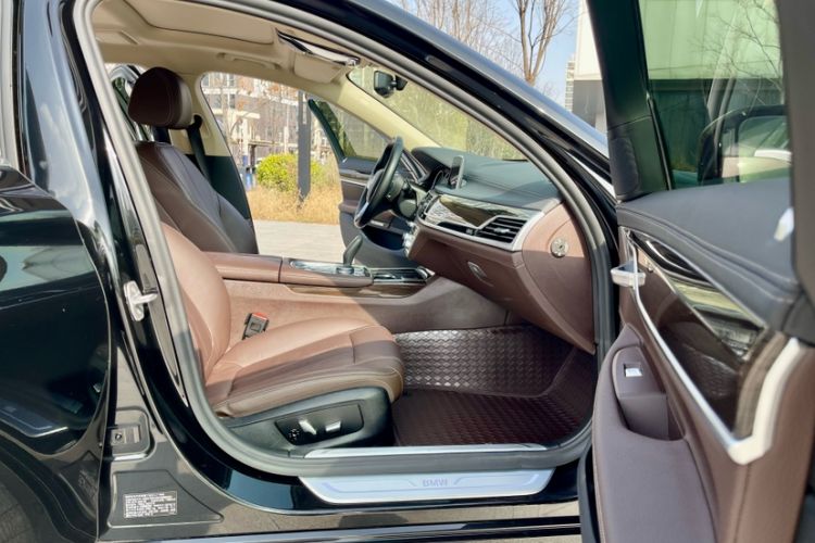 Used BMW 7 Series 2017 730Li Leading Model