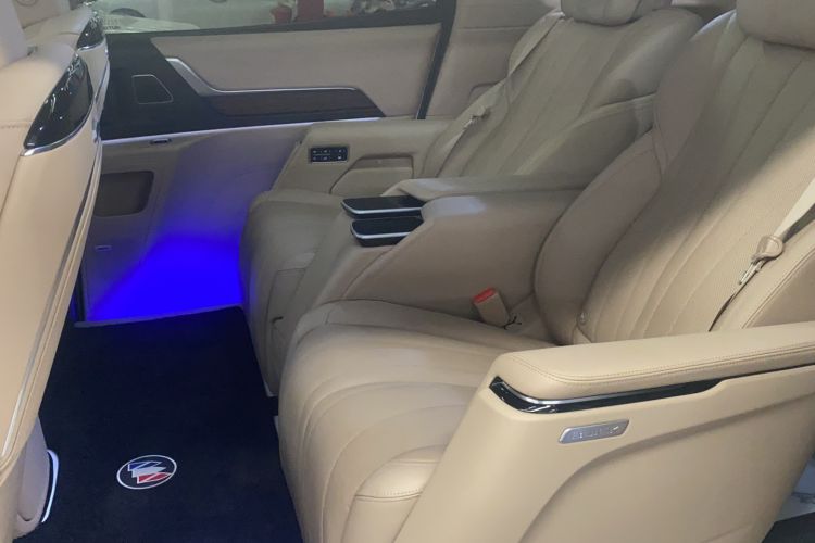 Used Buick Century 2023 2.0T Seven-Seater Deluxe Edition
