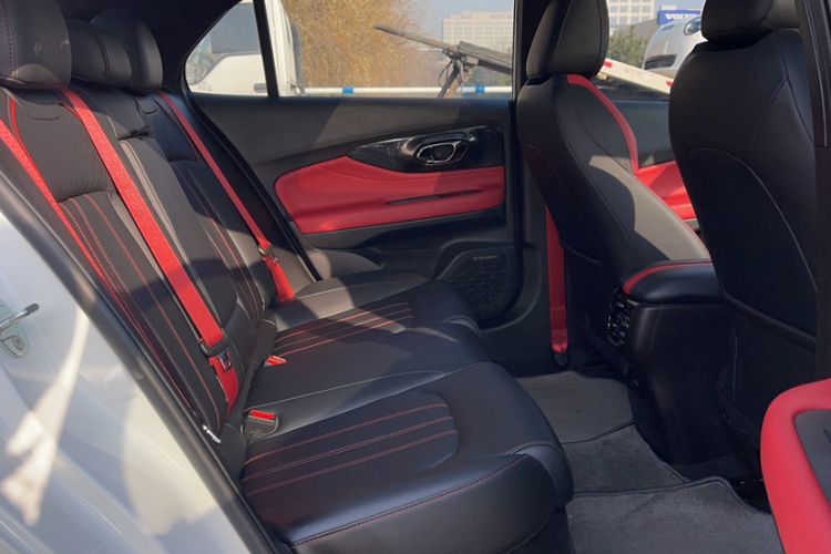 Used GAC Trumpchi EMPOW 2021 270T DCT J16 Version