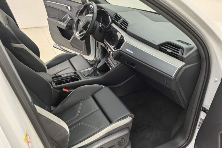 Used Audi Q3 2024 35 TFSI Fashion Dynamic Edition