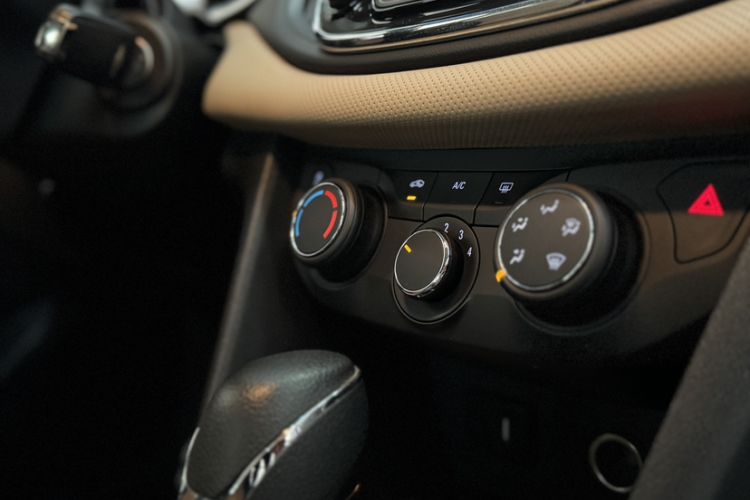 Used Chevrolet Monza 2022 320 Automatic Enjoyment Sunroof Version
