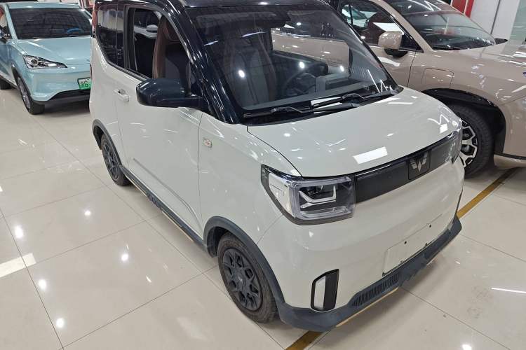 Used Wuling Hongguang MINIEV 2022 GAMEBOY 300km Enthusiast Model with Lithium Iron Phosphate