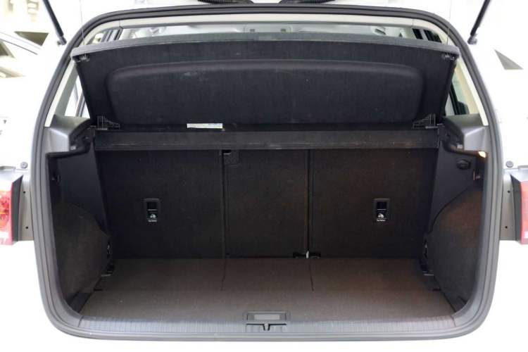 Used Volkswagen Golf Sportsvan 2018 230TSI Automatic Luxury Model
