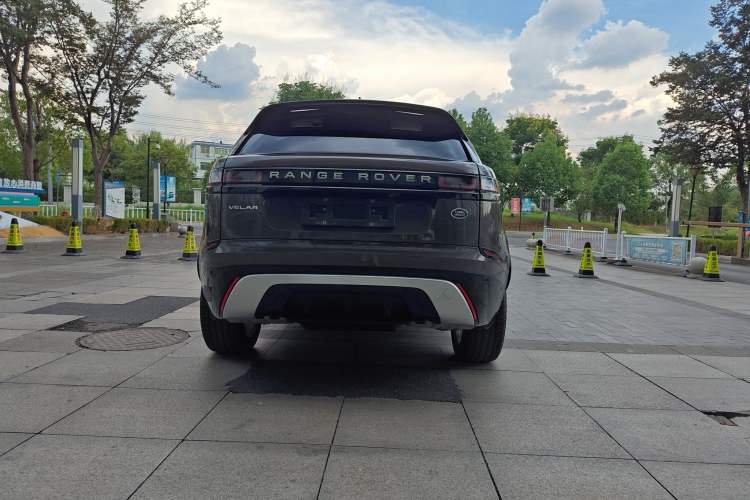 Used Land Rover Range Rover Velar 2022 250 PS Sparkling Heritage Edition