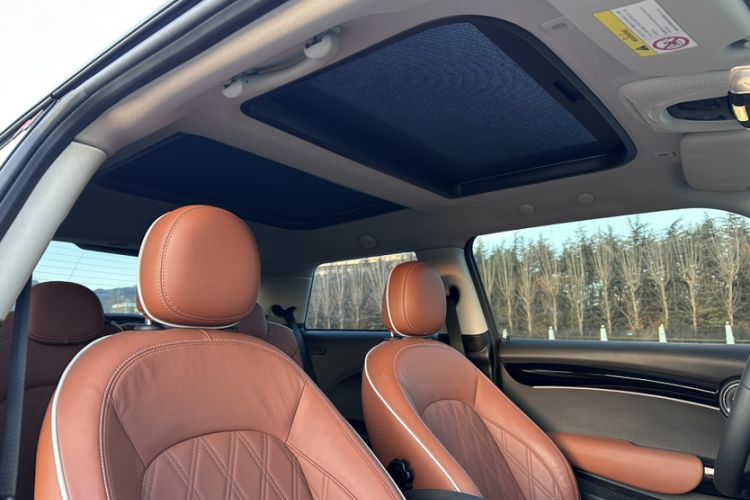 Used MINI MINI 2022 1.5T COOPER Artist