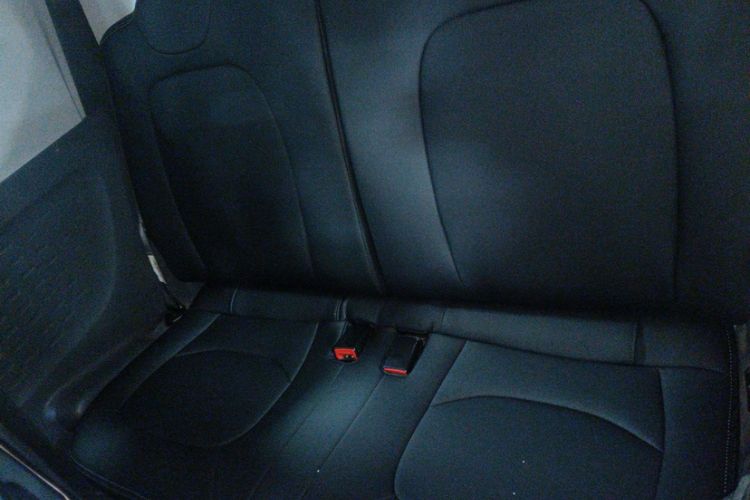 Used Wuling Hongguang MINIEV 2021 Macaron Sandwich Model 170 km Lithium Iron Phosphate