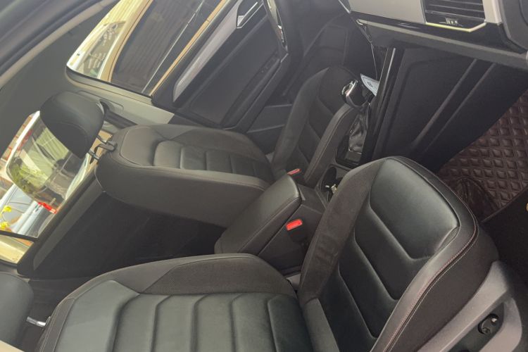 Used Volkswagen Tayron 2020 280TSI Two-Wheel Drive Luxury Connect Edition Left Front Seat