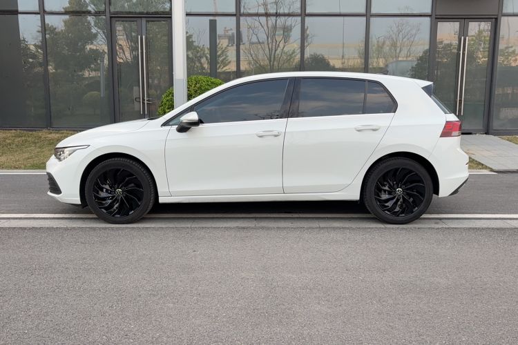 Used Volkswagen Golf 2023 Facelift 280TSI DSG Pro Exterior 4