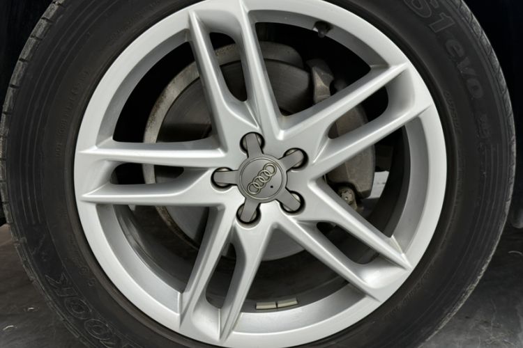 Used Audi Q5 2016 40 TFSI Comfort Model Exterior 7