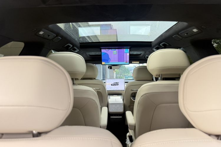 Used ONVO Luxeed L90 2025 Model—Ultra Six-Seater Version Headliner