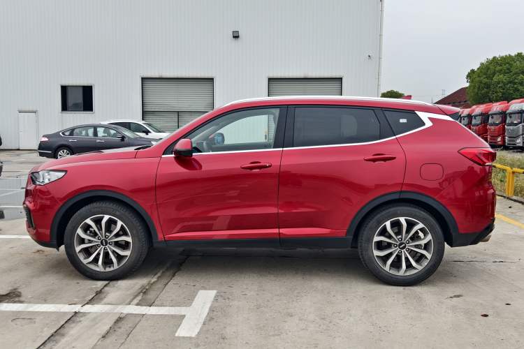 Used Wey VV6 2018 2.0T Two-Wheel-Drive Ultra-Luxury Version China V Standard