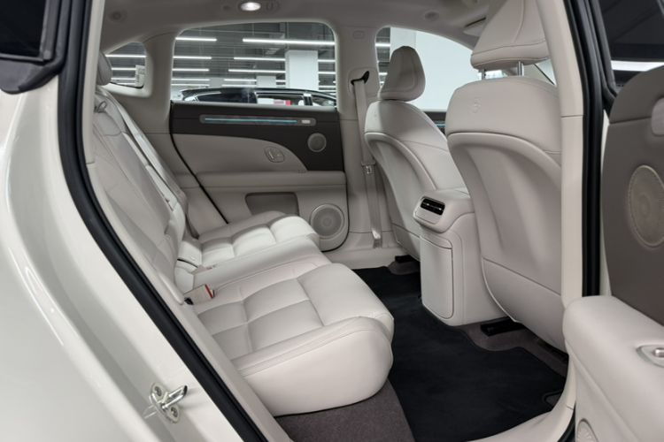 Used IM LS6 2026 Model Pure Electric Max Interior 8