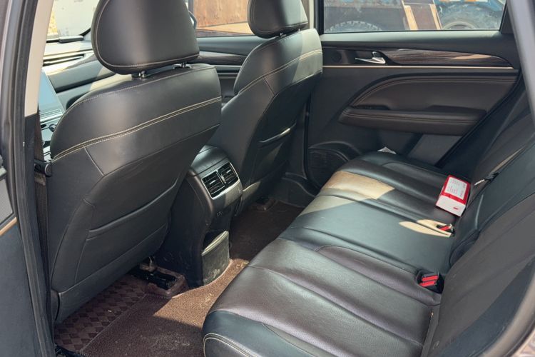 Used GAC Trumpchi GS5 2019 270T Automatic Luxury Edition Interior 1