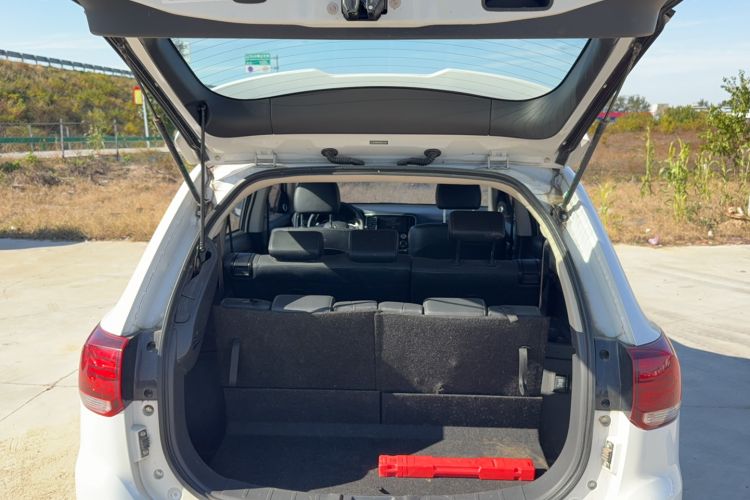 Used Mitsubishi Outlander 2021 2.4L 4x4 Zhi Xiang Edition 7 Seats
