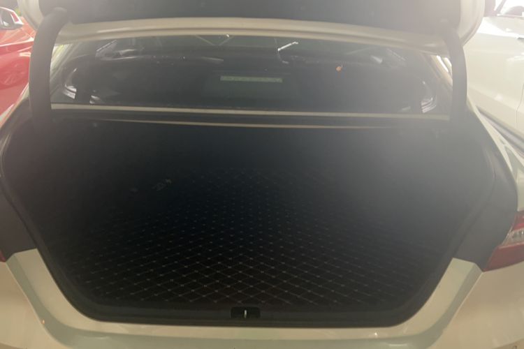 Used Toyota Camry 2019 2.5G Luxury Edition China V Standard Trunk