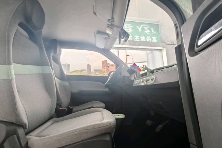 Used Wuling Hongguang MINIEV 2021 Macaron Sandwich Model 170 km Lithium Iron Phosphate