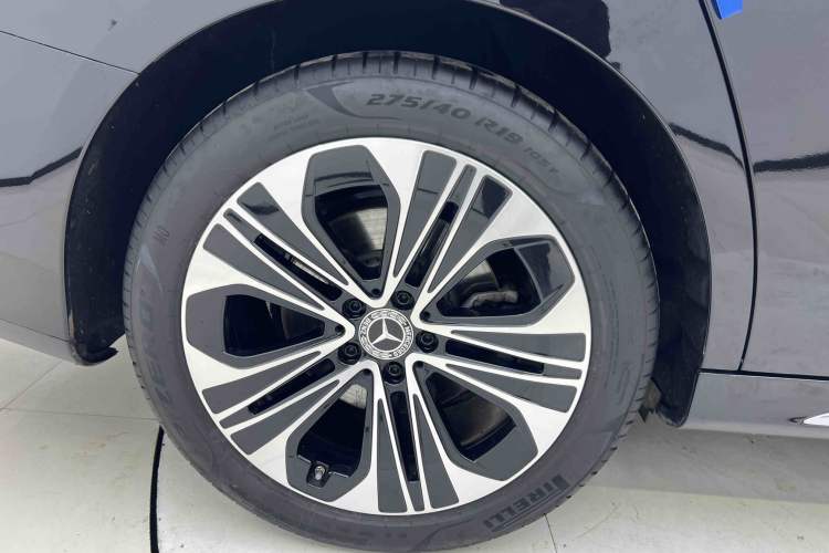 Used Mercedes-Benz E-Class 2024 Facelift E 300 L Fashion Sport Edition
