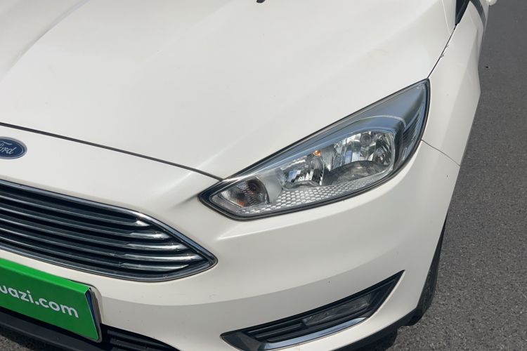 Used Ford Focus 2015 Sedan 1.6L Automatic Trend Model Left Front Headlight