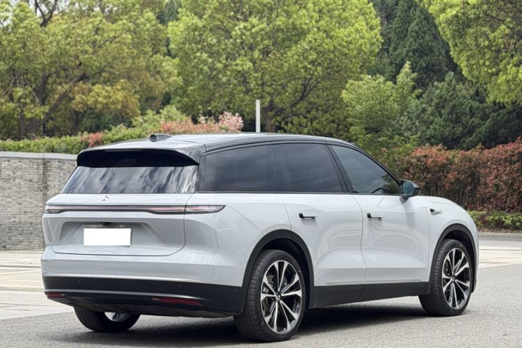 Used Nio ES8 2023 75 kWh Executive Edition
