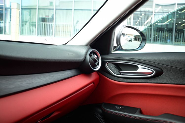 Used Alfa Romeo Giulia 2017 2.0T 280HP Luxury Edition