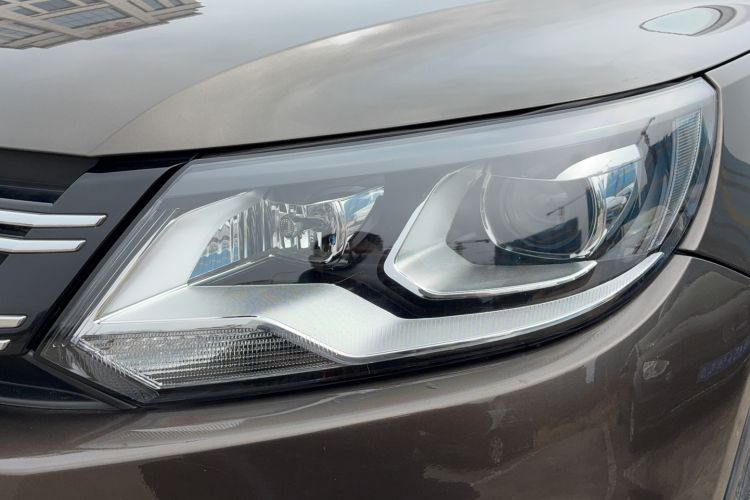 Used Volkswagen Tiguan 2017 300TSI Automatic Two-Wheel Drive Silk Road Comfort Edition