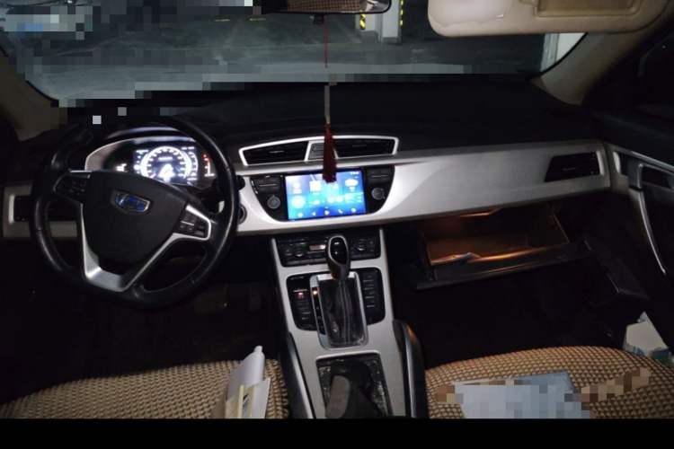 Used Geely Auto Emgrand X7 Sport 2018 1.8TD Automatic Two-Wheel Drive Smart Connect 4G Internet Edition