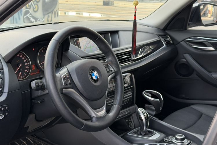 Used BMW X1 2015 sDrive18i Leading Edition
